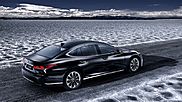 Lexus привезет в Женеву новый флагманский гибрид